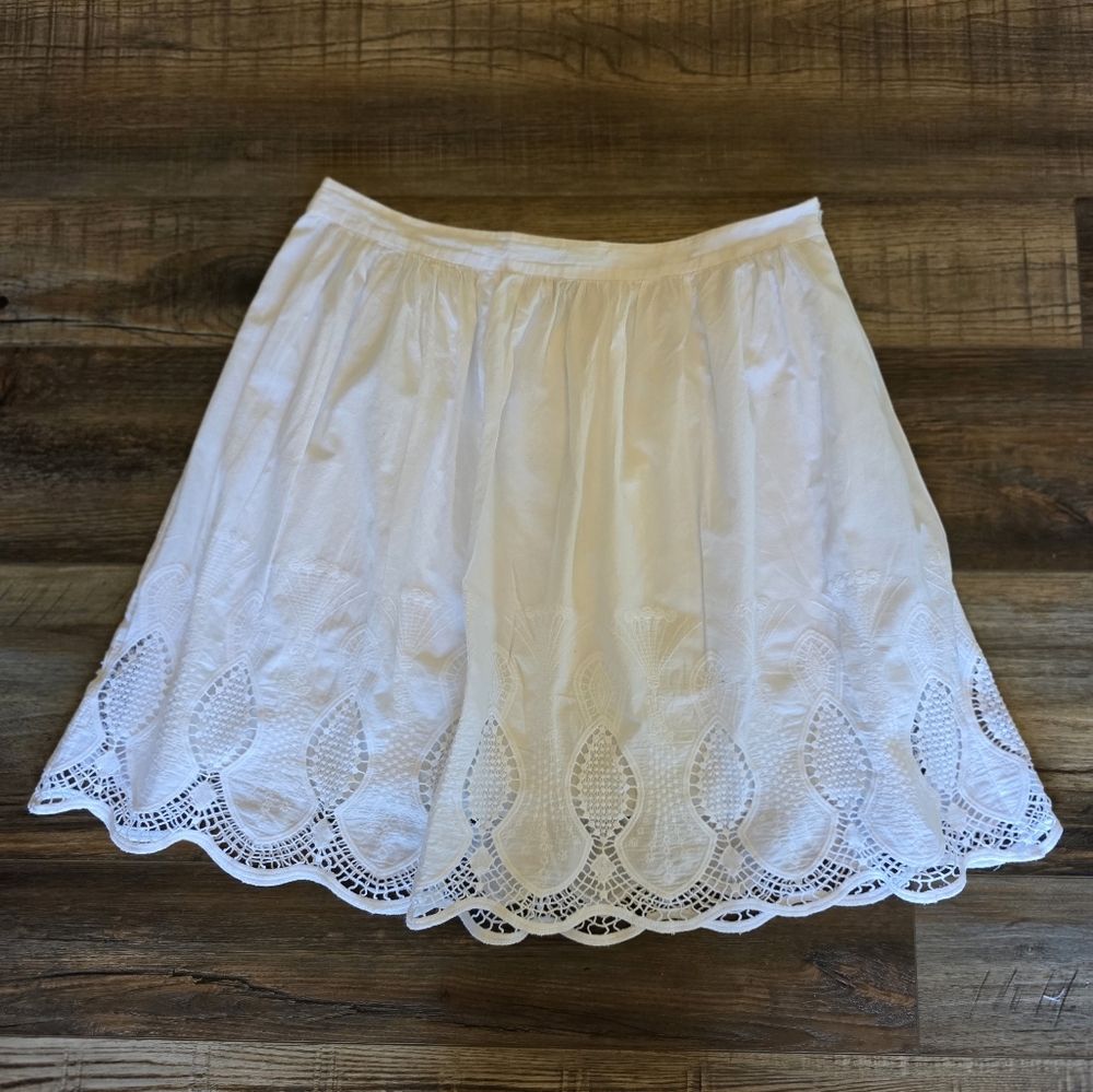 Lord & Taylor Elegant White Lace Trim Skirt